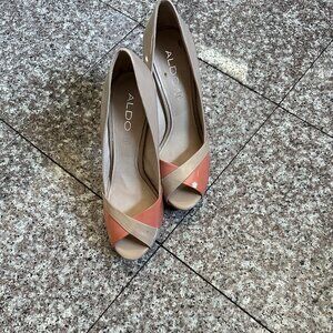 Womens ALDO 8.5 heels